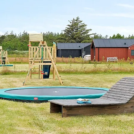 Luxury Retreat In Aalbaek