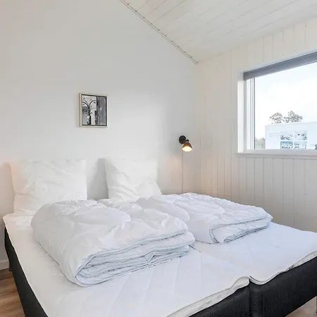 Luxury Retreat In Holiday home Aalbaek